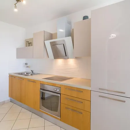 Apartman Leo ספליט